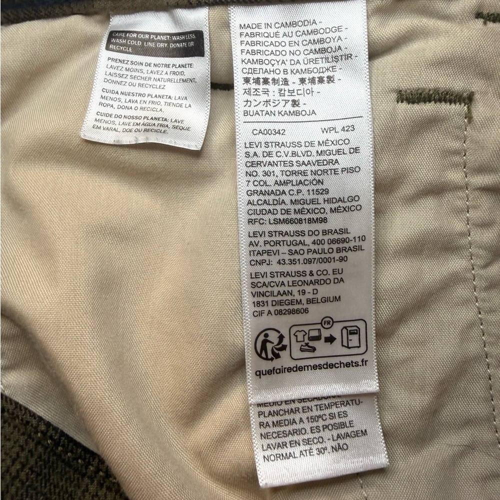 Levi's Men's Plaid XX Chinos - Black and Brown - Picture 4 of 5